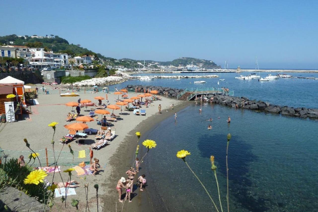 La Terrazza Dell^Ippocampo #Seaview Apartment Искья Экстерьер фото